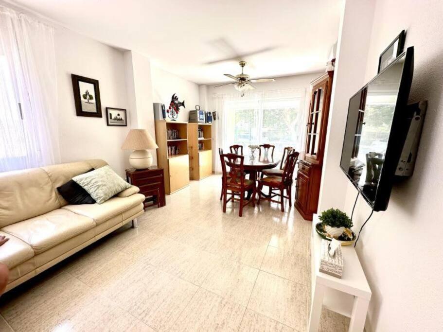 Three Bedroom Apartment, Prime Javea Location Екстериор снимка