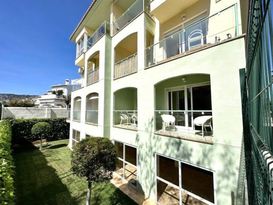 Three Bedroom Apartment, Prime Javea Location Екстериор снимка